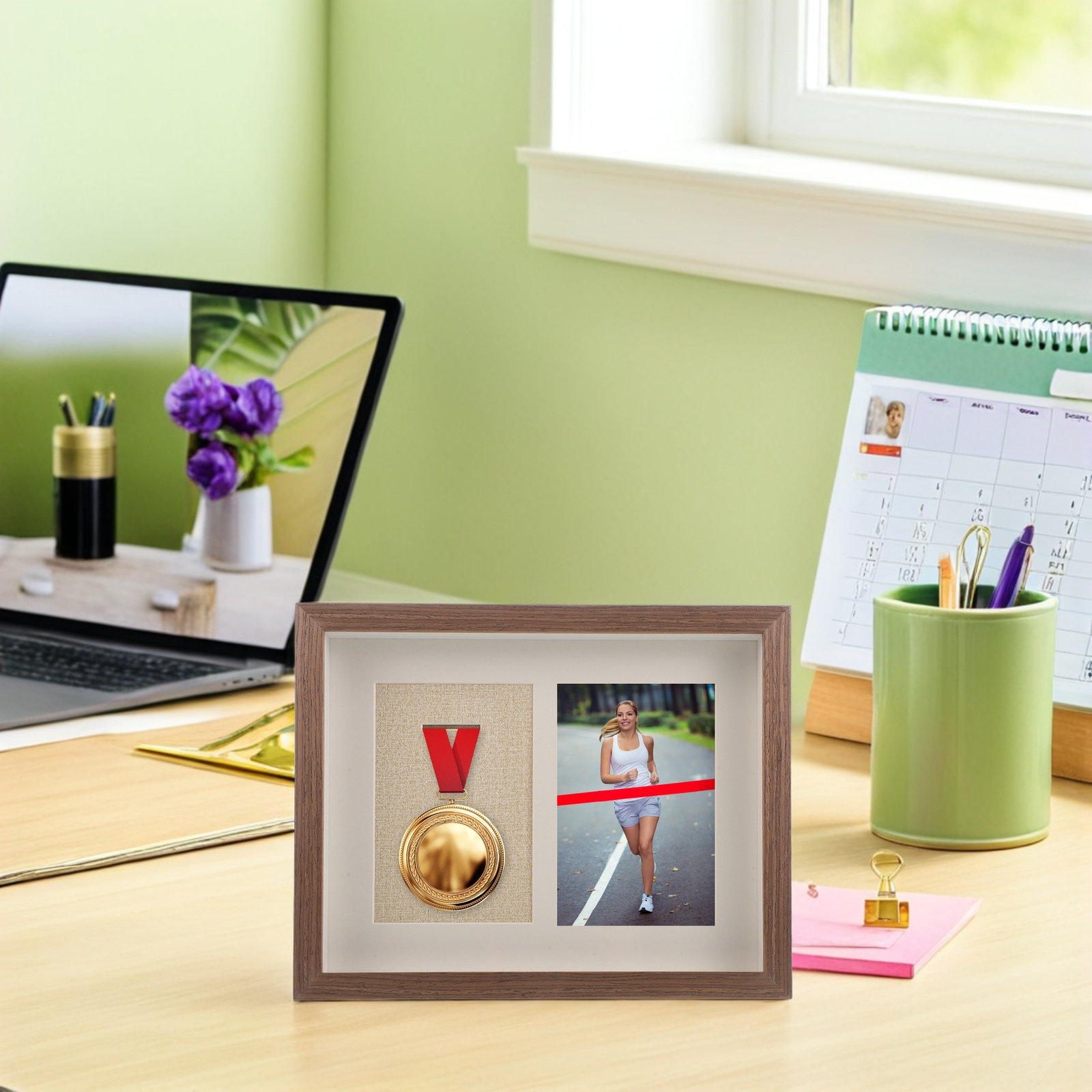 Espositore per Medaglie Singol - Home Office Box recensione e prezzo